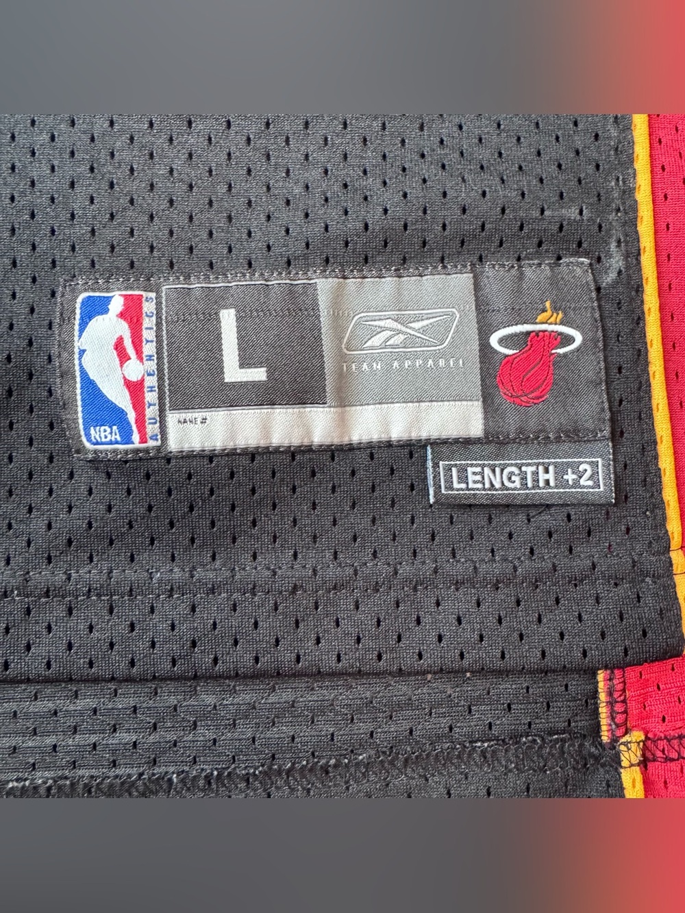 Miami Heat Basketball Jersey Mens Large Black Red Trim NBA Dwyane Wade 3 Reebok - Picture 3 of 13